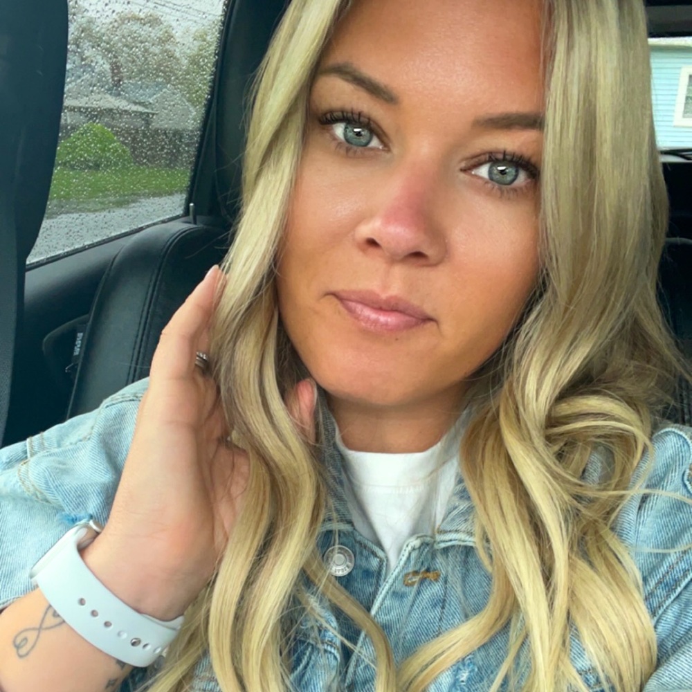 Meet your Posher, Loren